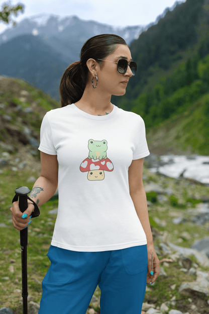 Frog Unisex Round Neck Tshirt